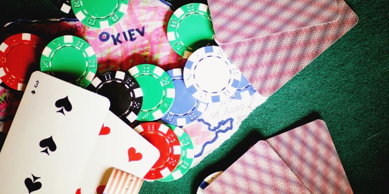 Lý do nên chơi game bài miễn phí tại B52club